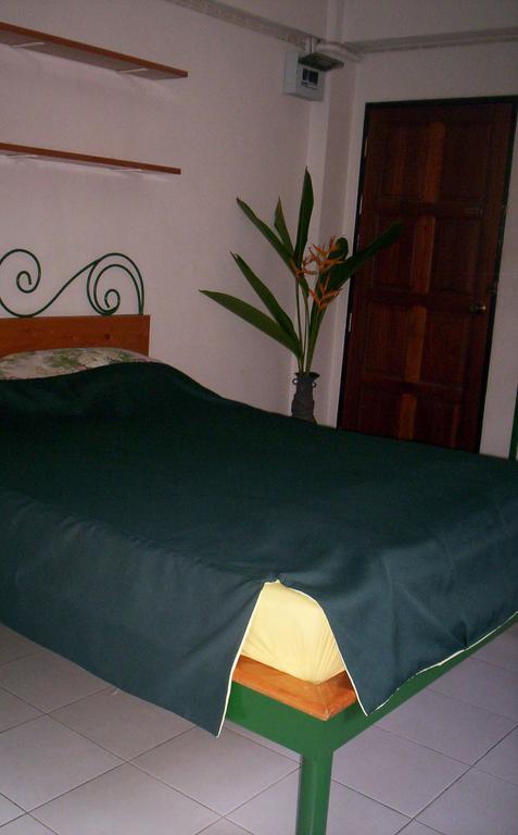 Baankhunmae Apartment Bangkok Zewnętrze zdjęcie